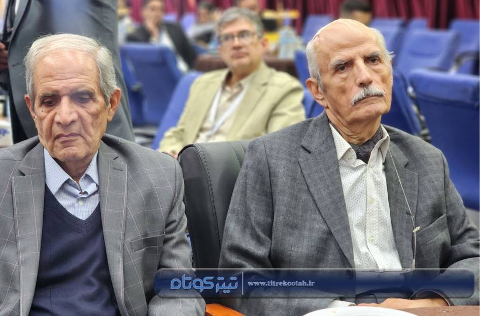 روز-دوم-نمایشگاه-رنگ-رزین-2