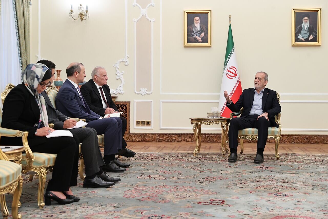 پزشکیان خیال مردم را بابت نگرانی های ایران راحت کرد