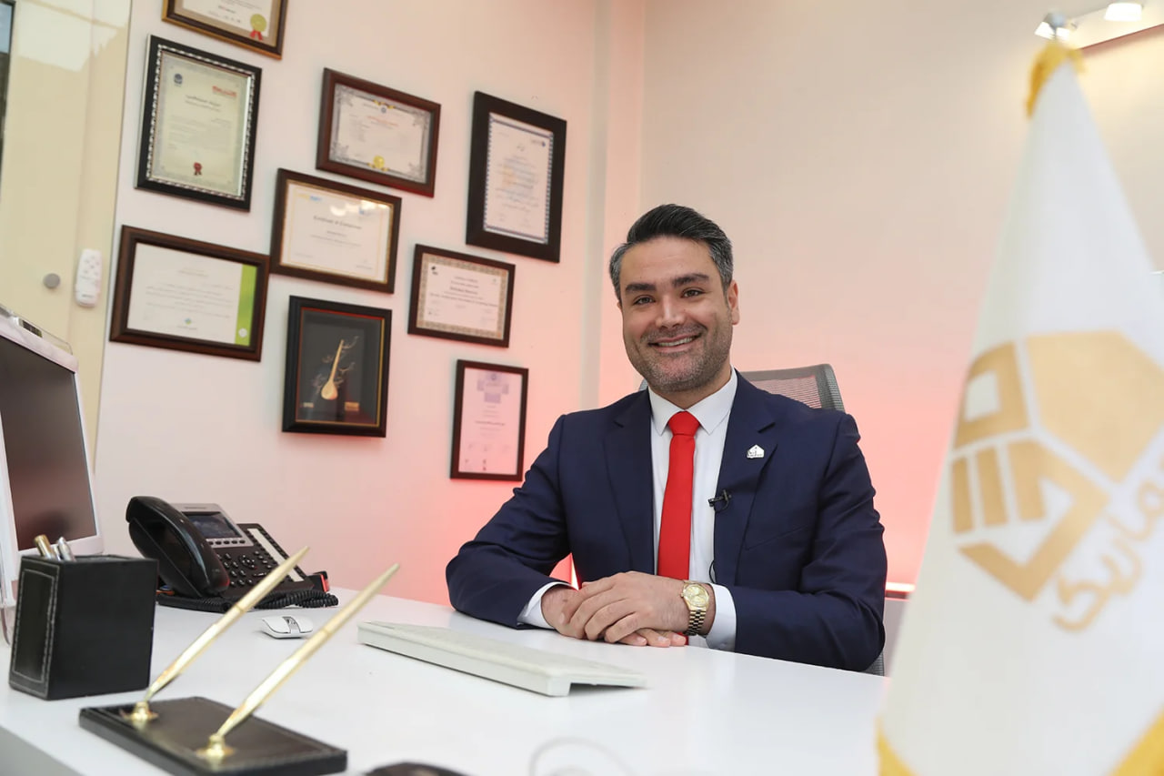 مهرداد معاونی