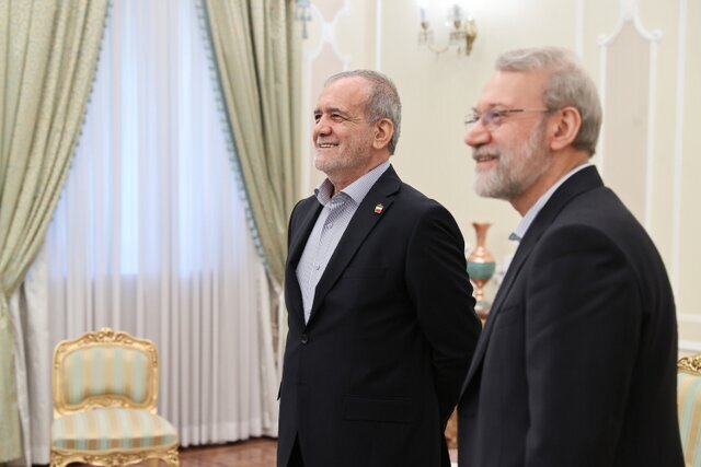پزشکیان-۲