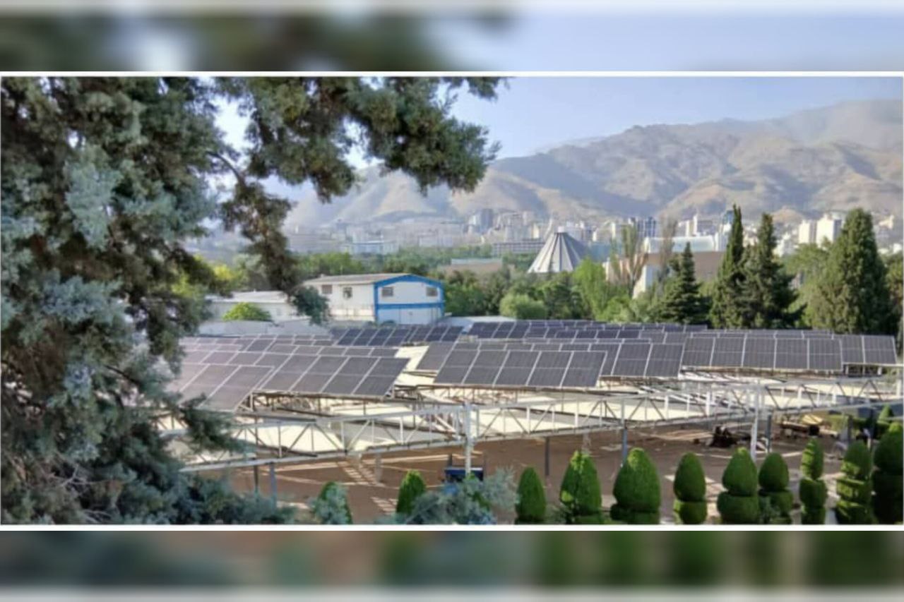فاز نخست نیروگاه خورشیدی تامین برق در نمایشگاه تهران افتتاح شد فاز نخست نیروگاه خورشیدی تامین برق در نمایشگاه تهران افتتاح شد