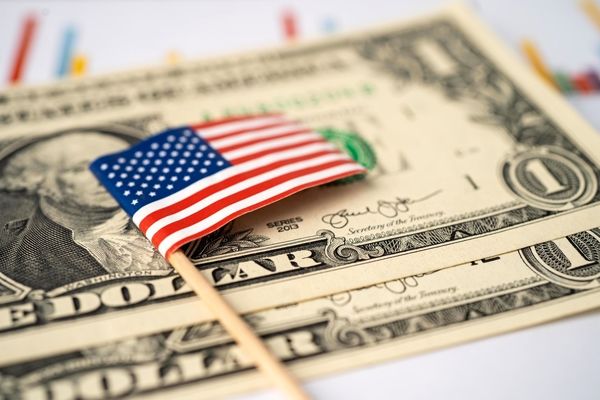 دلارهای آمریکایی بازار ارز ایران را تصرف کردند