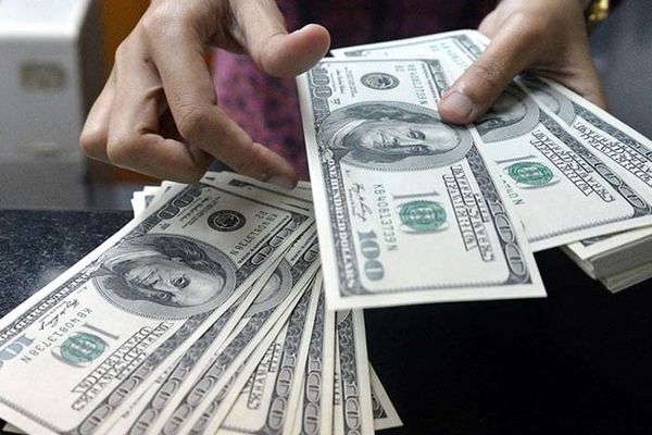 دلار آمریکا ۴۱ هزار و ۲۳۶ تومان شد / آخرین نرخ ارز در مرکز مبادله