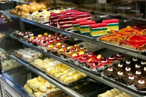 خرید شیرینی شب یلدا چقدر هزینه دارد؟ / لیست قیمت انواع شیرینی و تنقلات سنتی