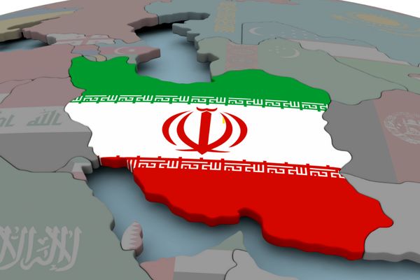 هشدار/ ایران در آستانه بحرانی عظیم است 