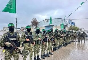 دریا را با قاشق نمی توان خالی کرد! 