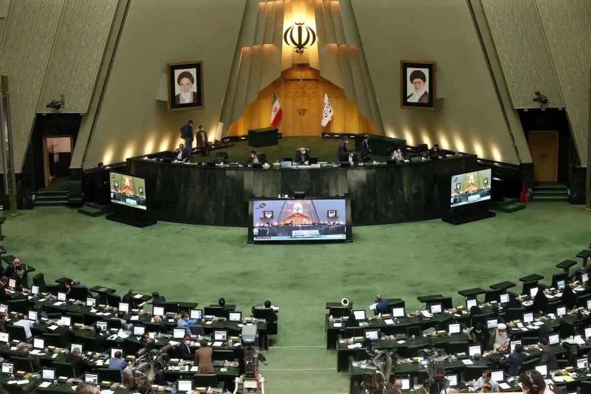 گزینه پیشنهادی وزارت اقتصاد به مجلس معرفی شد / نامه معرفی وزیر هفته آینده در صحن مجلس اعلام وصول میشود