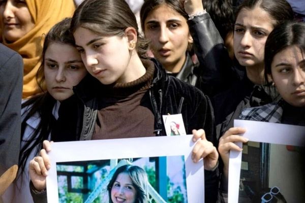 انتشار اولین تصاویر از دختران و زنان ربوده‌ شده توسط رژیم جولانی!