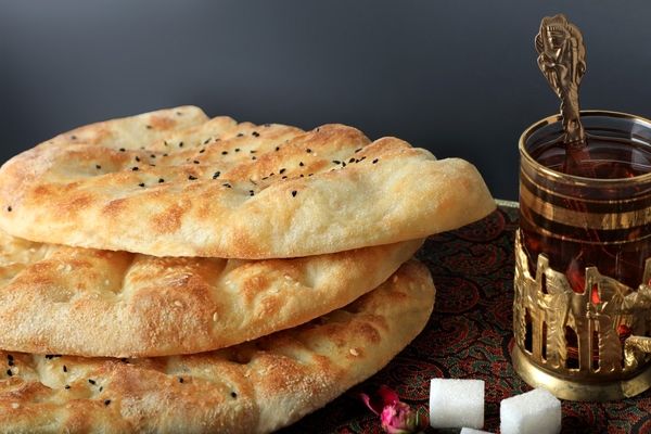 قیمت نان های ایرانی در آمریکا / بربری ۴۰۰ هزار تومان!