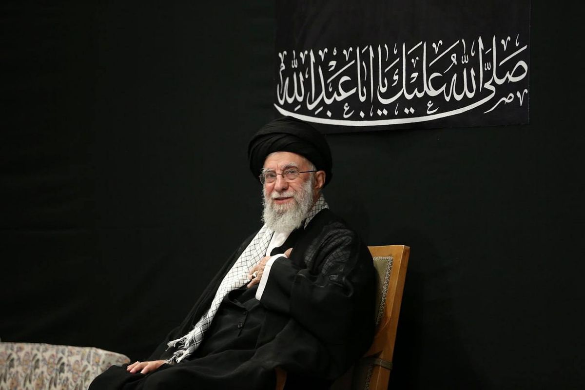 مقام معظم رهبری: آقای کریمی امشب «ای ایران» بخوان