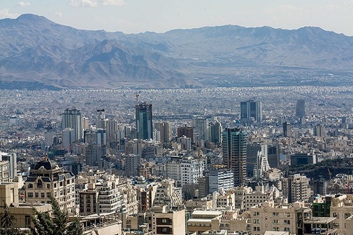تهران نیازمند تحول بزرگ و همه‌جانبه است / سنگ بزرگ نشانه نزدن است
