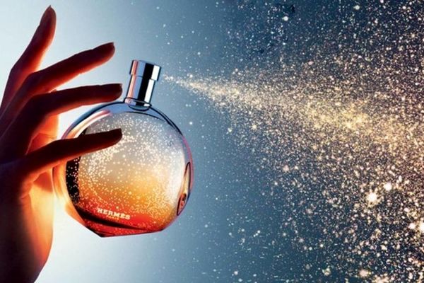 آیا ماندگاری کم به معنای عطر فیک است؟ پشت‌پرده یک باور اشتباه
