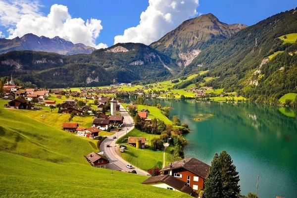 بررسی هزینه های سفر به سوئیس / چه زمانی تور ارزان قیمت سوئیس رزرو کنیم؟