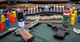 مجازات سنگین برای تبلیغ خرید و فروش سلاح / قاچاقچیان اسلحه زیر تیغ نمایندگان مجلس