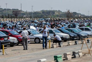 قیمت خودروهای محبوب بازار کاهشی شد+ جدول