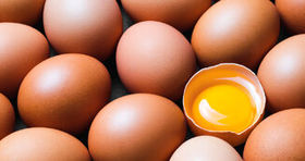 تخم مرغ های لکه دار خطرناکند؟
