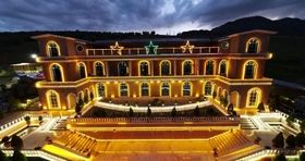 بررسی قیمت هتل‌های خرم‌آباد و امکانات ارائه‌شده
