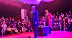 اشک و احساسات پرشور تماشاچیان پاداش ما بود / می توانیم قطب فرهنگی و هنری باشیم اگر بخواهند!