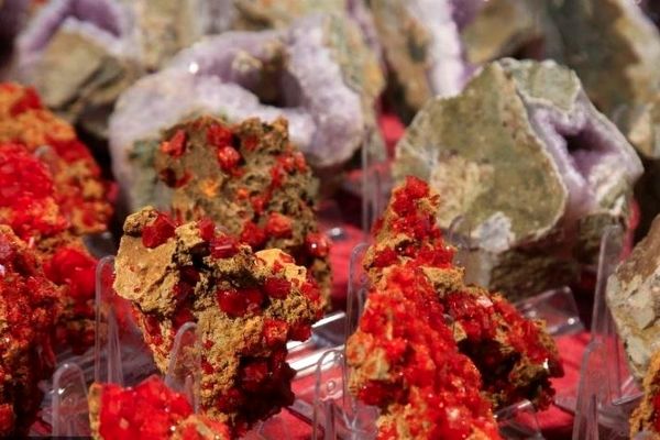 ۴ روز تعامل پربار در دومین نمایشگاه گوهرسنگ های تهران + فیلم