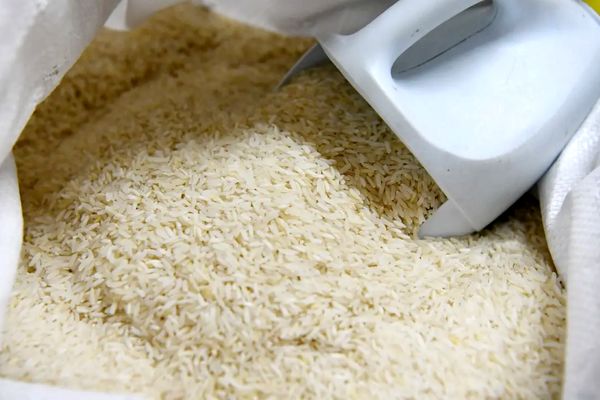 قیمت برنج ایرانی و پاکستانی رسماً منفجر شد (۱۲ خرداد)