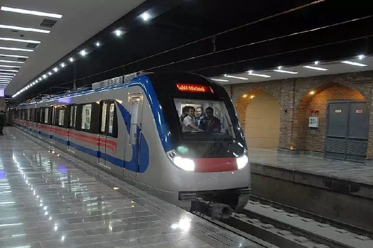 مترو تهران فردا رایگان است /  کاهش سرفاصله حرکت قطارها 