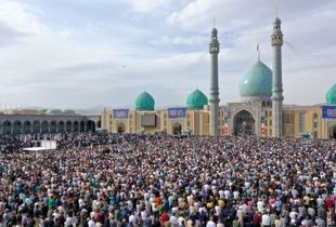 تصاویر | اقامه باشکوه نماز در آستان مقدس مسجد جمکران