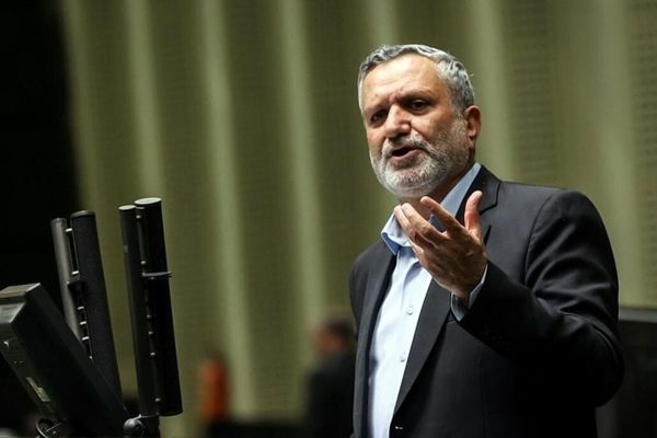 وزیر کار: تراز تجاری ایران مثبت شد