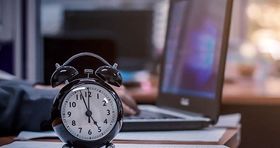 خبر فوری برای کارکنان دولت / ساعت کاری ادارات تغییر کرد