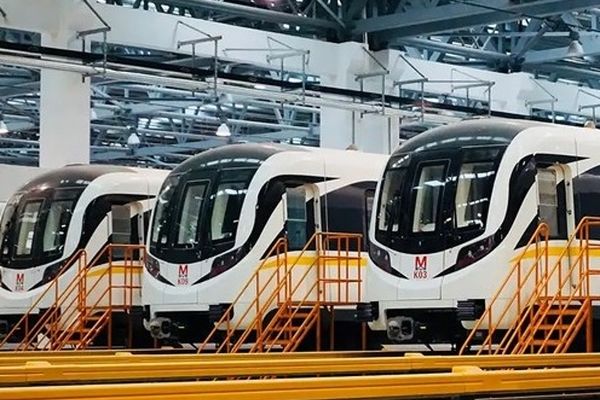 تحویل واگن‌های مترو سرعت می‌گیرد / انعقاد قرارداد خرید اتوبوس‌های برقی