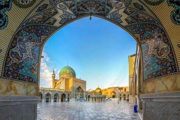 فاکتورهای تاثیرگذار بر کیفیت و هزینه تورهای تابستانی مشهد
