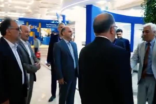 فیلم| برگزاری هشتمین دوره نمایشگاه مواد شیمیایی در مصلی تهران