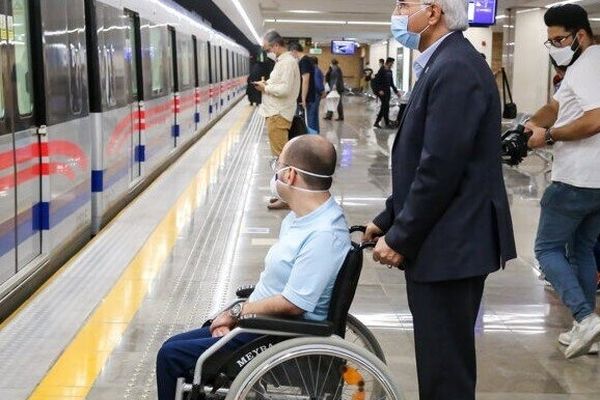 راه نابینایان در مترو هموار می شود / اقدامات ویژه شرکت مترو تهران برای معلولان 