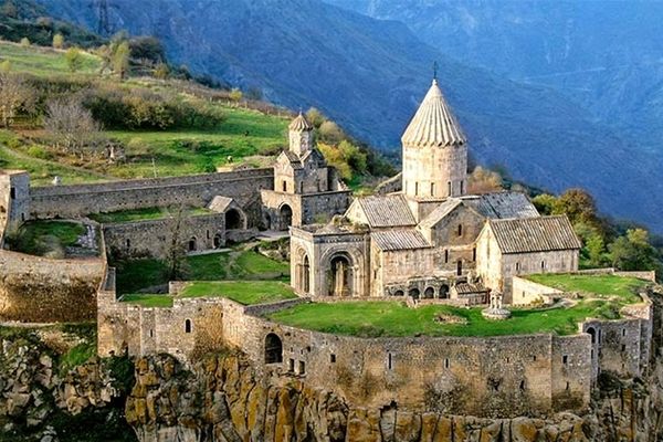 سفر ۴ روزه به ارمنستان چقدر پول می خواهد؟