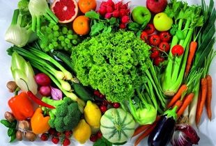با مصرف این میوه‌ها و سبزیجات از پیری پیشگیری کنید