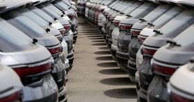 لندکروز از تارا هم ارزان تر شد / قیمت جدید خودروهای وارداتی ژاپنی