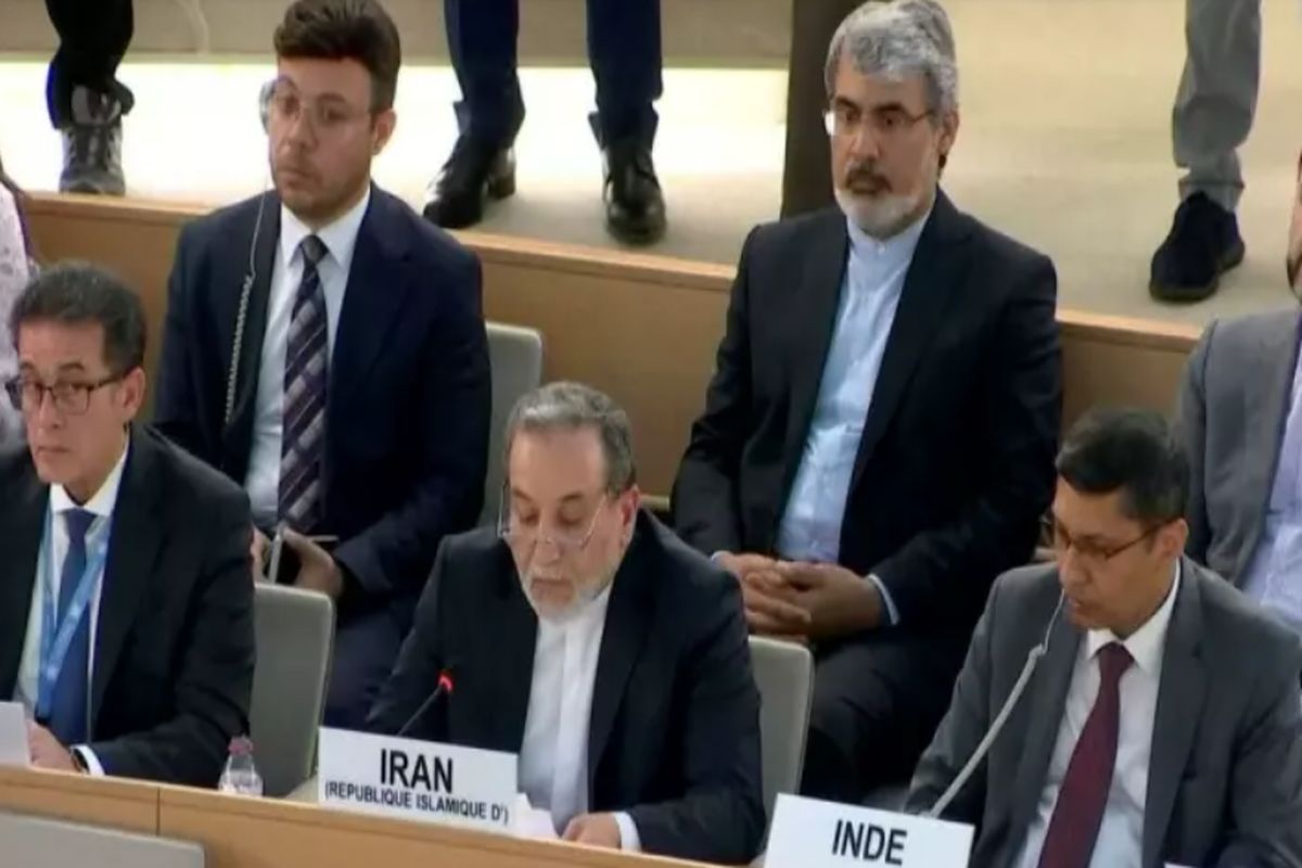 سیانان: تنفس دیپلماتیک؛ مذاکرات هستهای ژنو جان گرفت