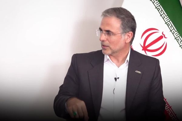 تیزر گفتگو با تقدسی نژاد: شهر آفتاب در مسیر پوست اندازی 