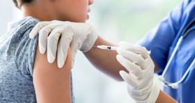 خبر خوش وزیر بهداشت برای واکسیناسیون کودکان ۹ تا ۱۲ سال