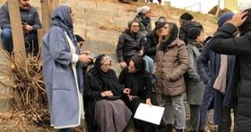هنرمندان سینما مقابل زندان اوین
