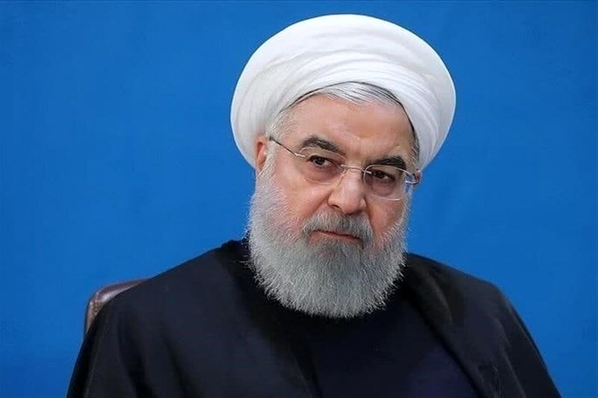 روحانی: ریشه یابی اعتراضات و پاسخگویی به مردم وظیفه مهم مسئولان است