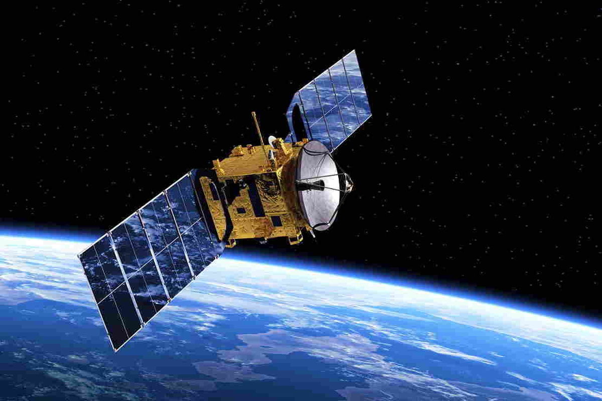 ماهواره جاسوسی اسرائیل در فضا