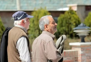 تامین اجتماعی بازنشستگان را سرکار گذاشت/ خبری از پرداخت معوقات نیست