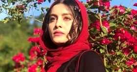 عکس سیاه و سفید پر از آرامش فهیمه مومنی