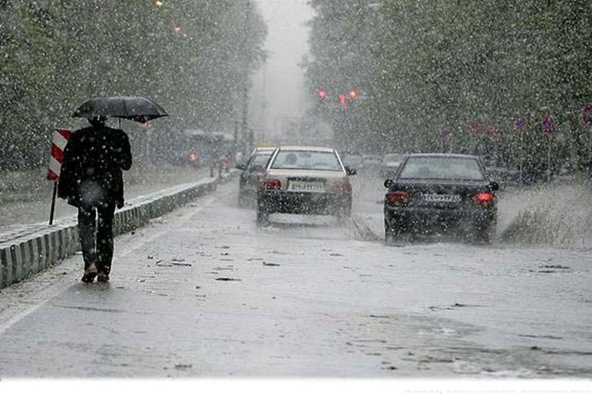 بارش برف و باران در بیشتر استان‌ها