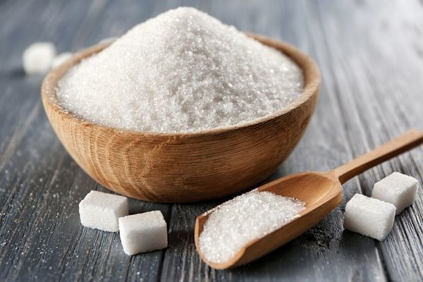 عوارض زیاده روی در مصرف قند و شکر