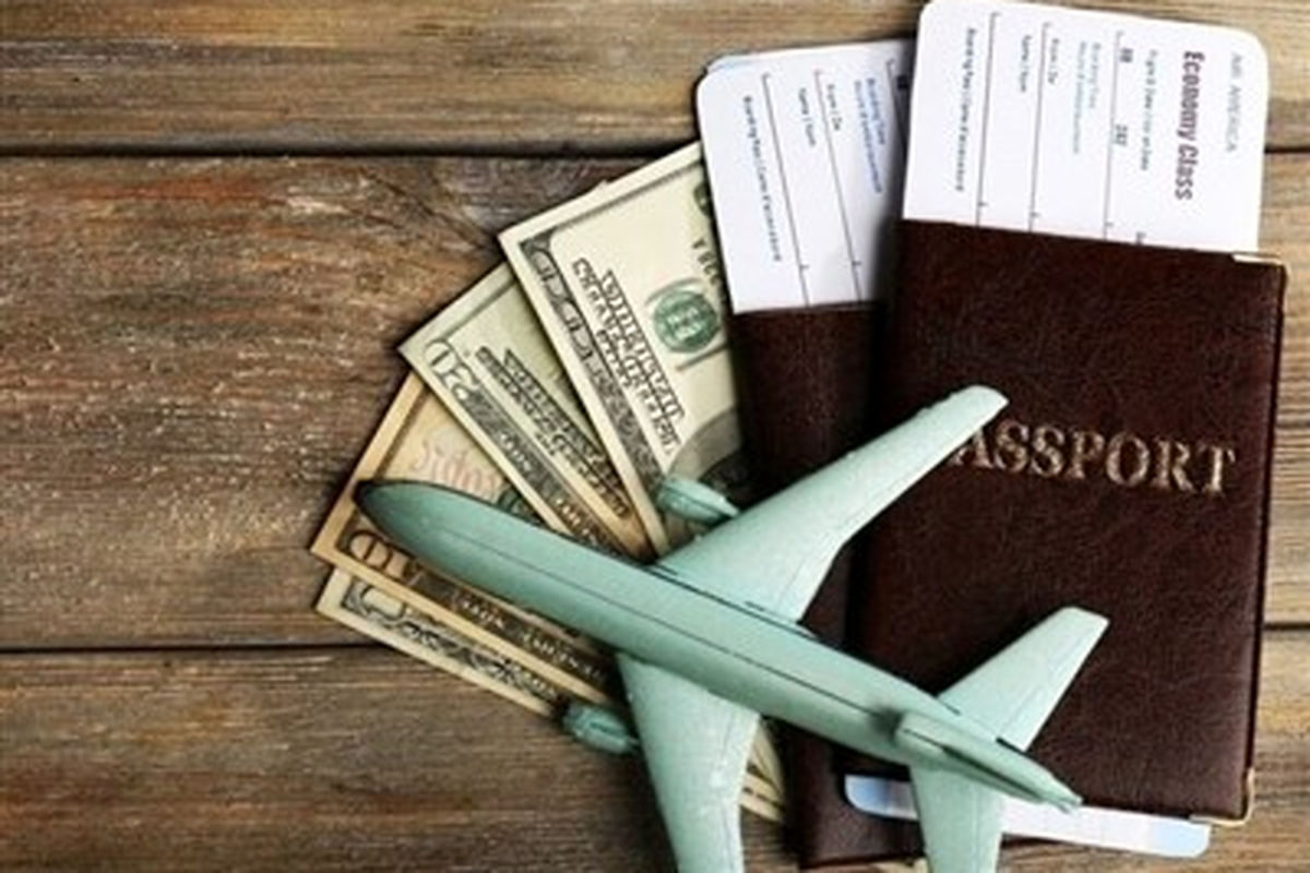 ارز مسافرتی گران شد/ سهمیه هر نفر چقدر تمام می شود؟