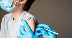 ۹ سال به بالاها واکسن بزنند