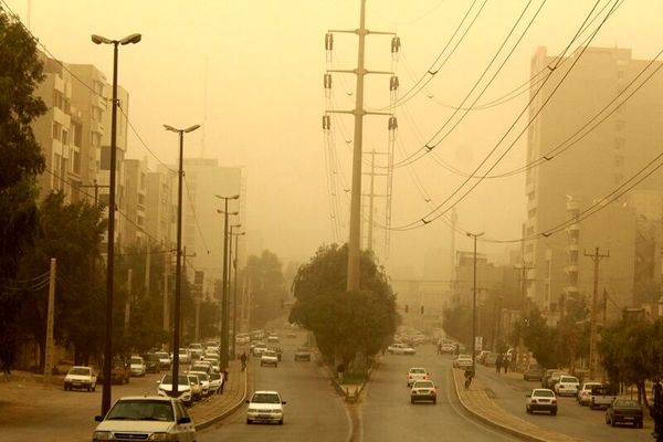 رعد و برق پرقدرت در راه کشور / این استان ها آماده طوفان شدید باشند