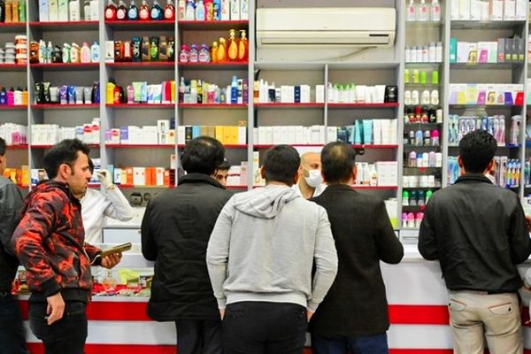 ماجرای افزایش قیمت دارو بیخ پیدا کرد! / پاسخگویی سه وزیر در مجلس