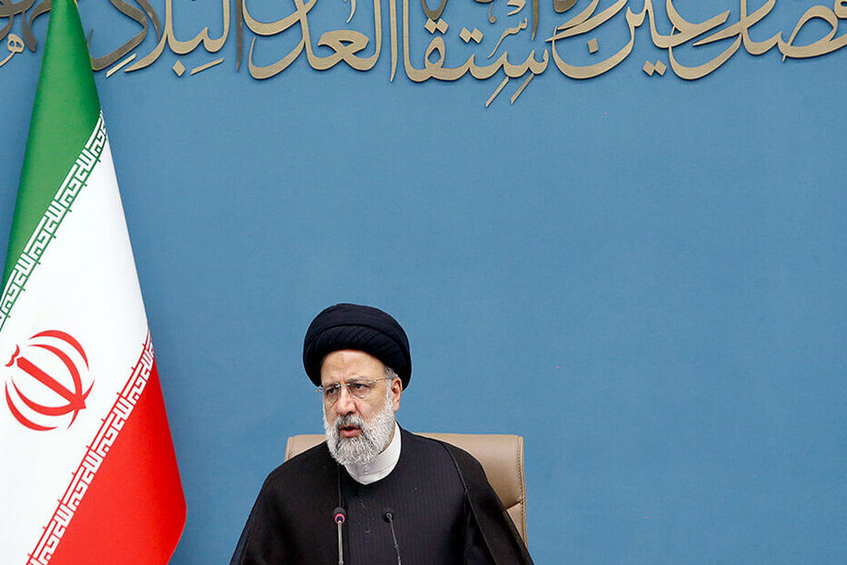 تاکید رئیس‌جمهور بر تبیین خدمات نظام و انقلاب اسلامی